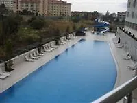 Royal Paradise מלון 4*